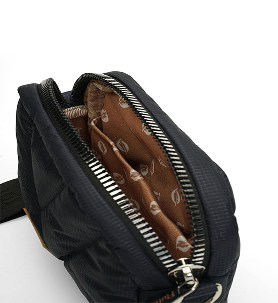 Small Bag Jet Black Classic