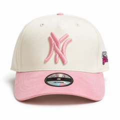 City Girl NY Snapback Hat – Velvet Curved Brim Streetwear Cap