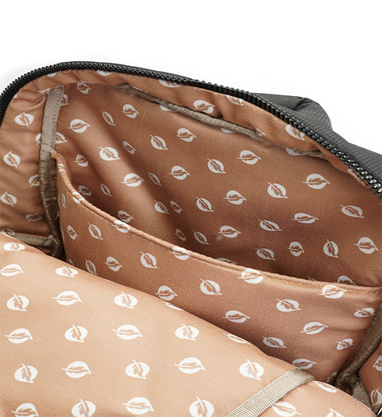 Back Pack Jet Black Classic | Flufie