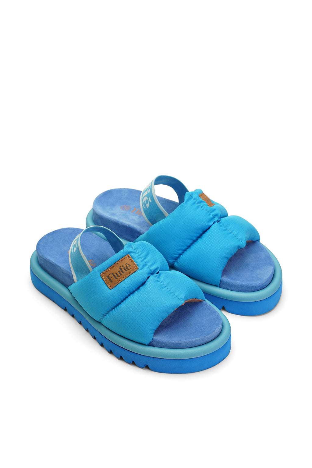 Slipper Iceberg Macaron