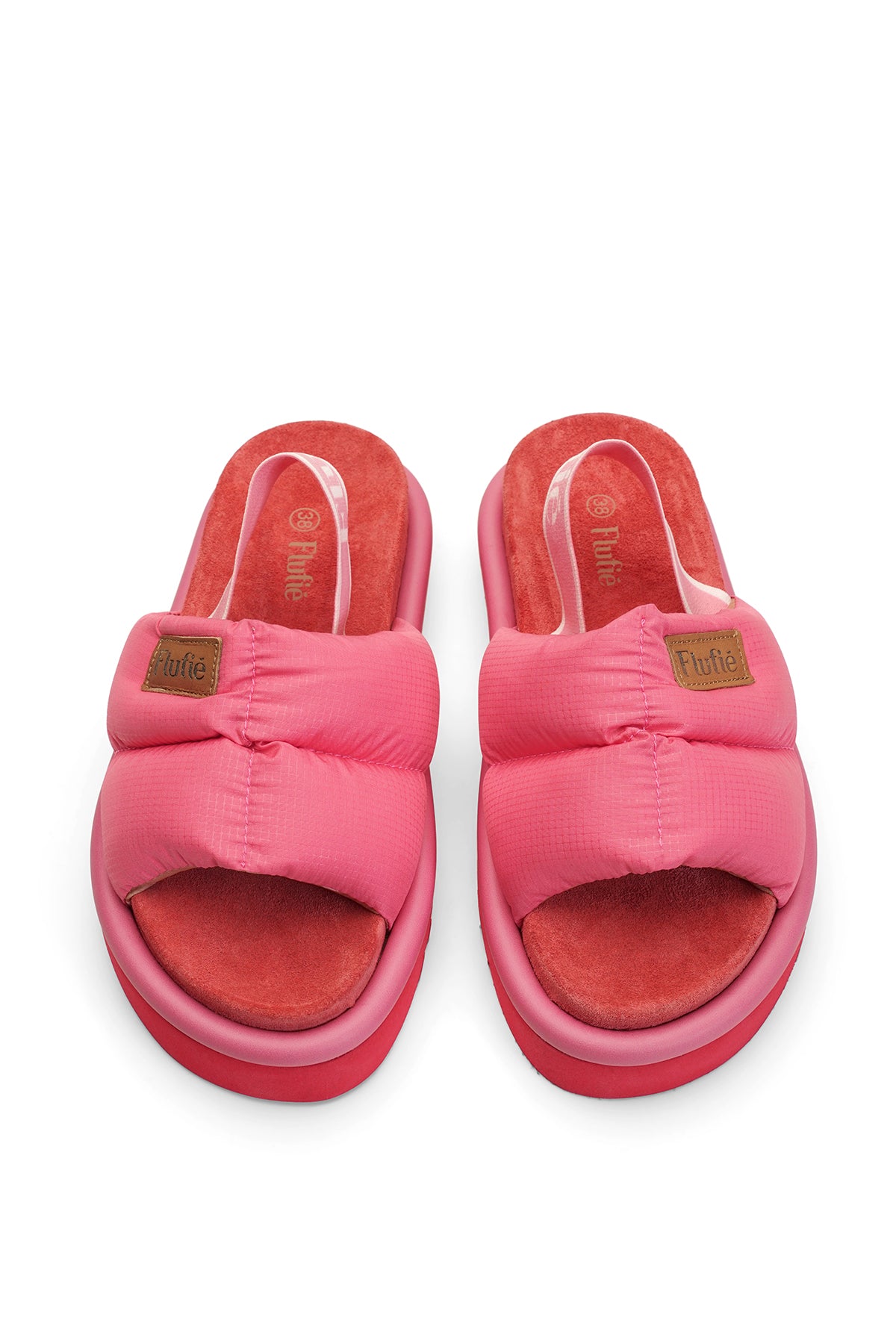 Slipper Rose Macaron Secondary image