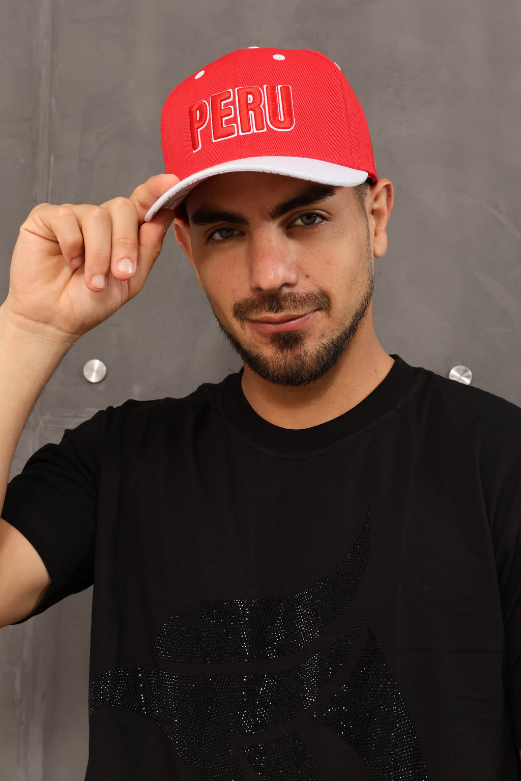 peru-embroidered-snapback-cap

