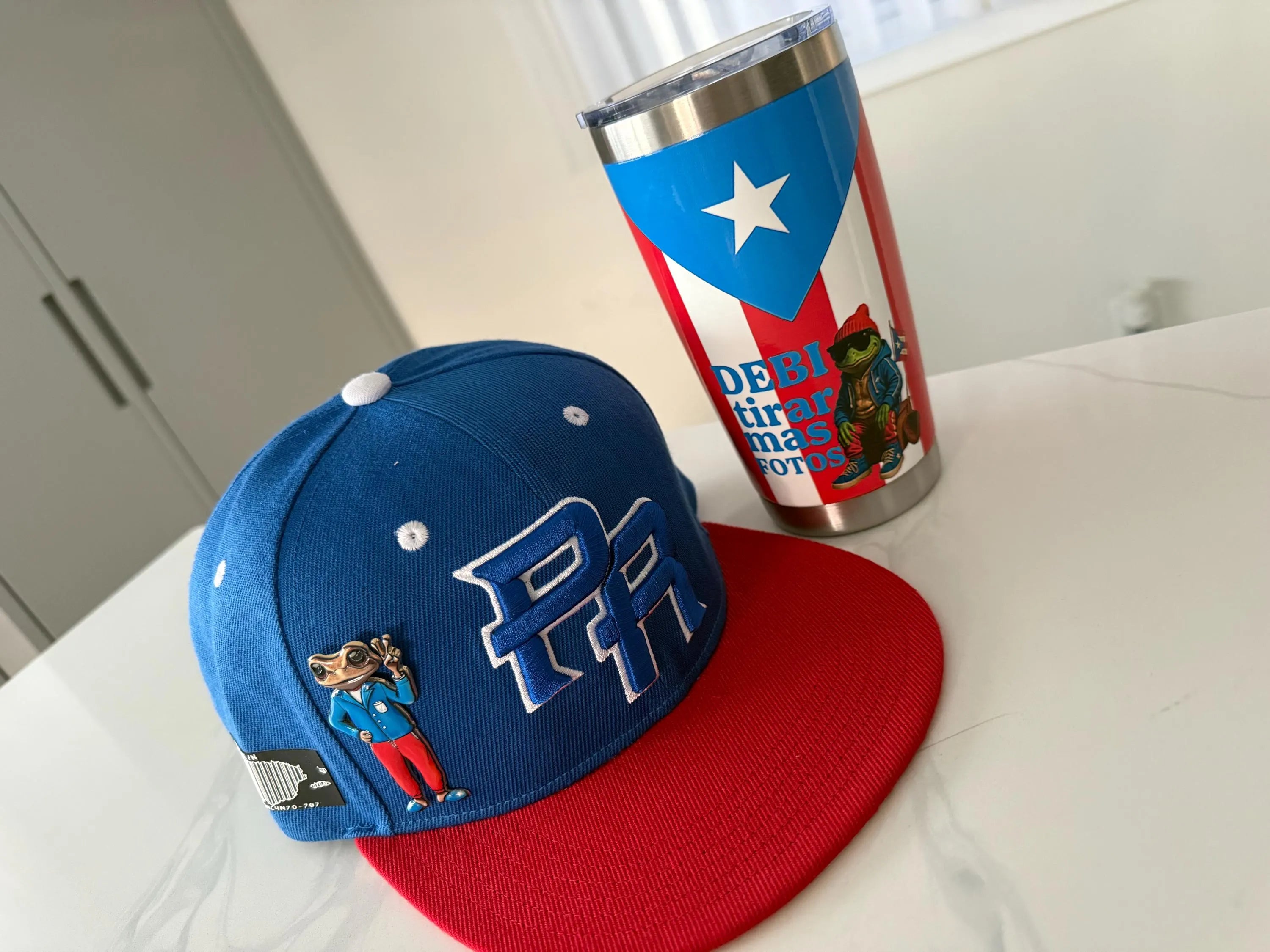 Pinned Edition PR Embroidered Snapback Hat: Sapo Concho Metal Pin - Blue & Red