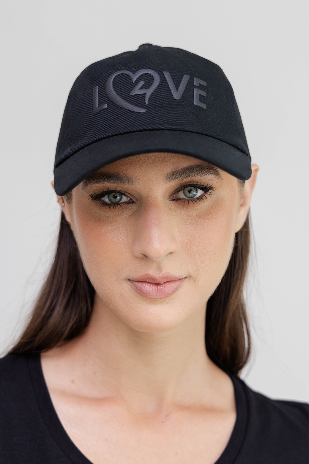Love 4 | All Black tennis racket cap