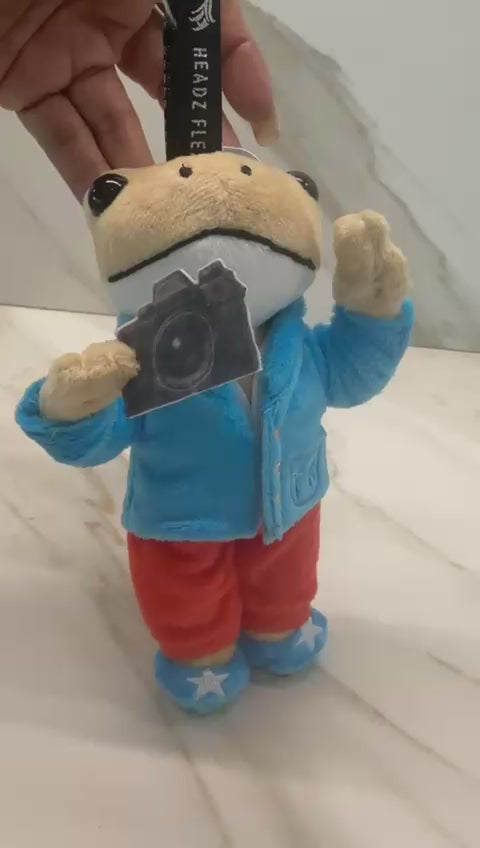 Limited Edition Coquí Cheo Plush Keychain – Puerto Rico Coquí Photographer